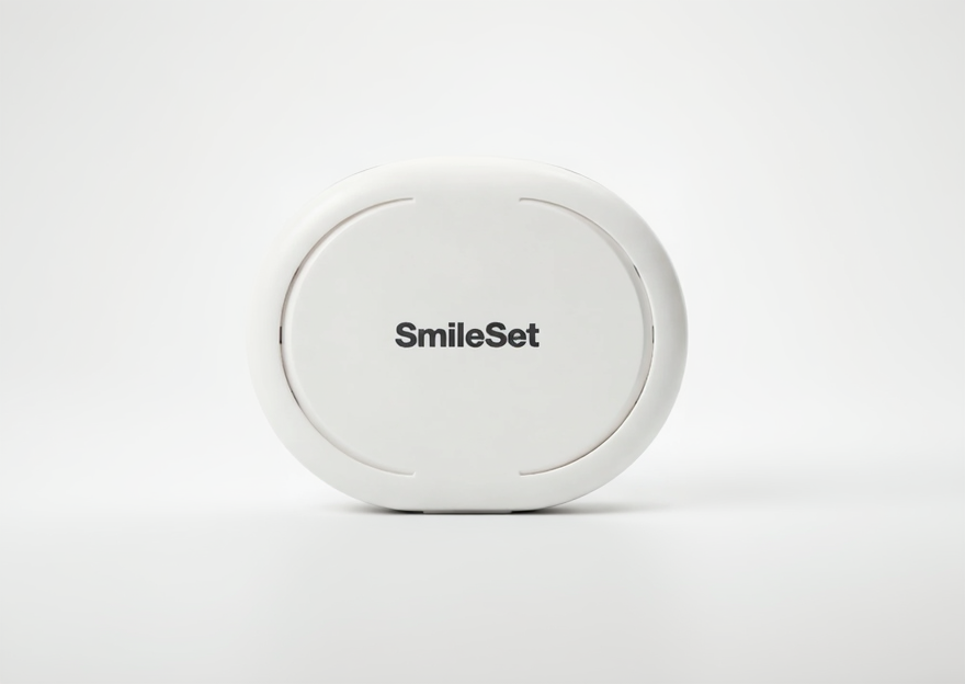 Vented Case with Mirror, Removal Tool & Floss Storage