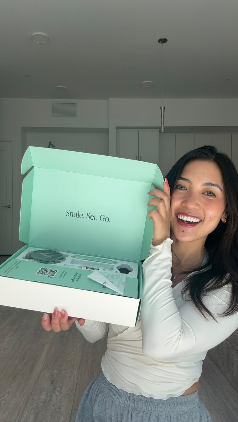 SmileSet customer sharing her smile journey