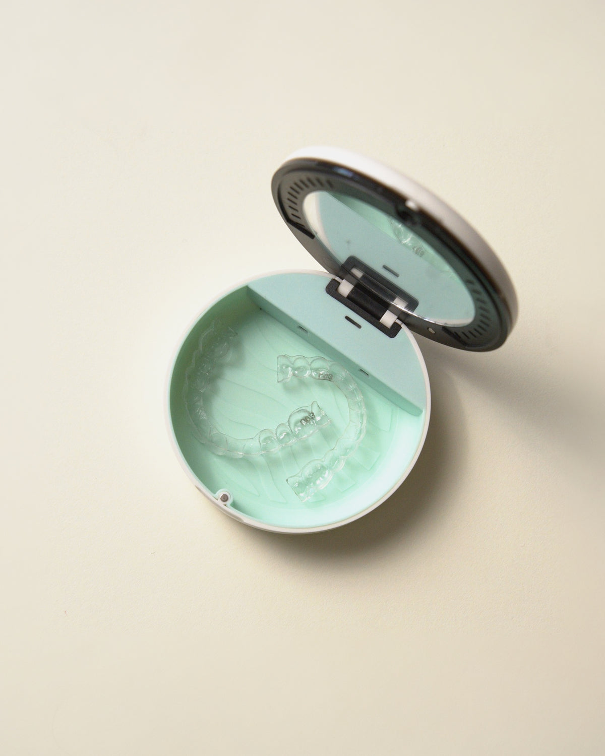 UV Sanitizing Travel Case + AirTag Storage